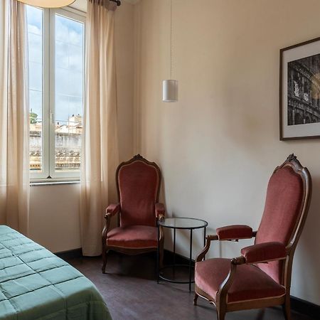 Colosseo & San Clemente Apartment Рим Экстерьер фото